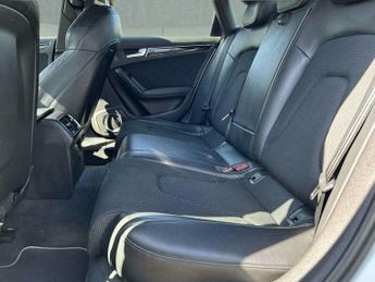 Audi A4 2.0 TFSI Black Edition Plus S Tronic quattro Euro 6 (s/s) 4dr