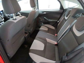 Ford Focus 1.6 Zetec Powershift Euro 5 5dr