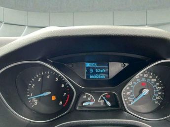 Ford Focus 1.6 Zetec Powershift Euro 5 5dr