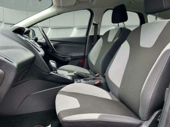 Ford Focus 1.6 Zetec Powershift Euro 5 5dr