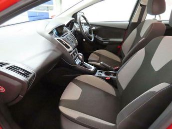 Ford Focus 1.6 Zetec Powershift Euro 5 5dr