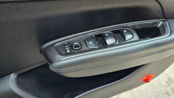 Vauxhall Grandland 1.5 Turbo D BlueInjection Sport Nav Auto Euro 6 (s/s) 5dr