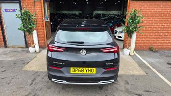 Vauxhall Grandland X 1.5 Turbo D BlueInjection Sport Nav SUV 5dr Diesel Auto Euro 6 (