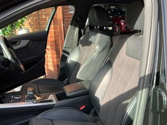 Audi A4 Avant 2.0 TDI ultra S line Estate 5dr Diesel S Tronic Euro 6 (s/s) (19