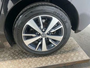 Nissan Leaf 40kWh Acenta Auto 5dr