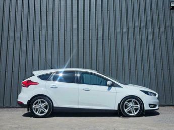 Ford Focus 1.5T EcoBoost Titanium Auto Euro 6 (s/s) 5dr