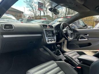 Volkswagen Scirocco 2.0 TDI GT DSG Euro 5 3dr (Leather, Nav)