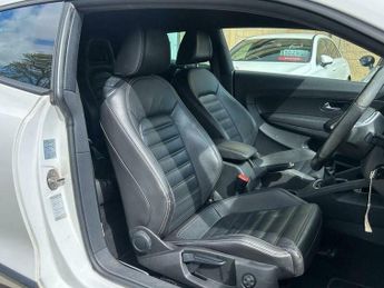 Volkswagen Scirocco 2.0 TDI GT DSG Euro 5 3dr (Leather, Nav)