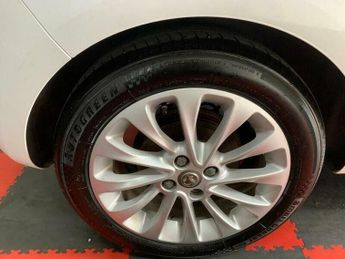 Vauxhall Corsa 1.2i SE Hatchback 5dr Petrol Manual Euro 6 (70 ps)