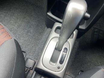 Nissan Note 1.6 16V Acenta Hatchback 5dr Petrol Auto Euro 4 (110 ps)