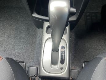 Nissan Note 1.6 16V Acenta Hatchback 5dr Petrol Auto Euro 4 (110 ps)