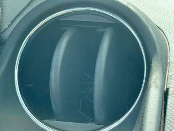 Toyota Yaris 1.33 Dual VVT-i SR Euro 4 (s/s) 5dr