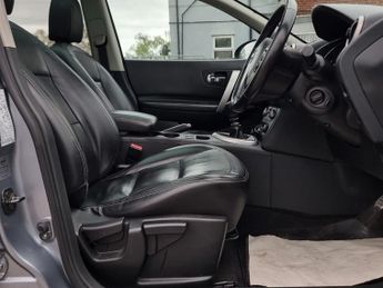 Nissan Qashqai 1.5 dCi Tekna SUV 5dr Diesel Manual 2WD Euro 4 (106 ps)