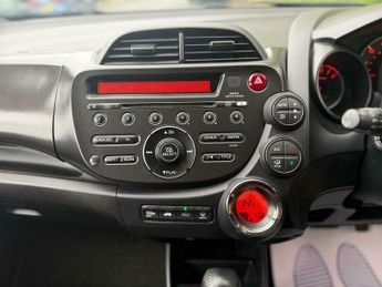 Honda Jazz 1.4 i-VTEC ES Plus CVT Euro 5 5dr