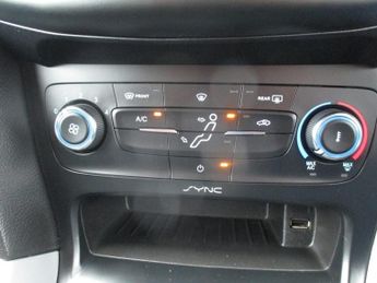 Ford Focus ZETEC TDCI