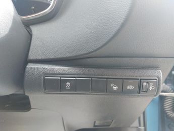 Toyota Corolla ICON TECH