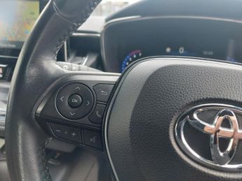 Toyota Corolla ICON TECH