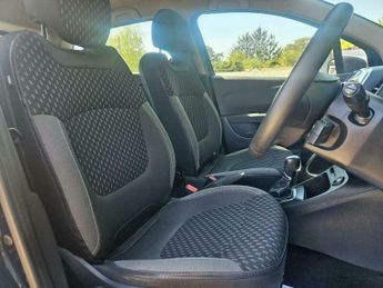 Renault Captur 1.2 TCe ENERGY Dynamique Nav EDC Euro 6 (s/s) 5dr