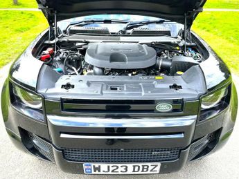Land Rover Defender X-DYNAMIC HSE