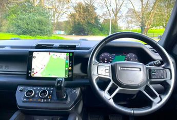 Land Rover Defender X-DYNAMIC HSE