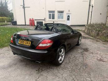 Mercedes-Benz CLS 3.5 SLK350 Convertible 2dr Petrol Automatic (238 g/km, 272 bhp)