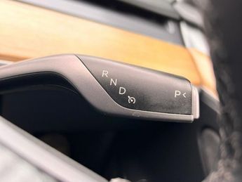 Tesla Model 3 (Dual Motor) Long Range Auto 4WDE 4dr