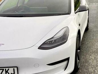 Tesla Model 3 (Dual Motor) Long Range Auto 4WDE 4dr