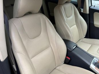 Volvo XC60 2.5 T5 AWD Petrol Auto 5dr