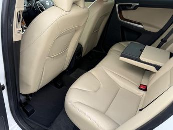 Volvo XC60 2.5 T5 AWD Petrol Auto 5dr