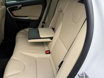 Volvo XC60 2.5 T5 AWD Petrol Auto 5dr