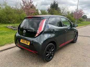 Toyota AYGO 1.0 VVT-i x-press x-shift Euro 6 5dr