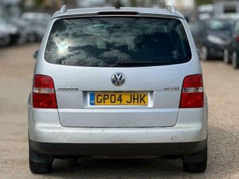 Volkswagen Touran 1.6 FSI SE 5dr (7 Seats)