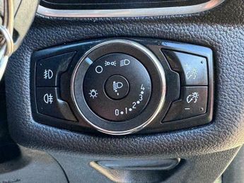 Ford B-Max 1.6 Zetec Powershift Euro 5 5dr