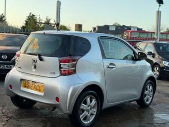 Toyota iQ 1.0 VVT-i Multidrive Euro 5 3dr