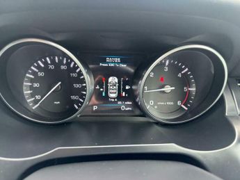 Land Rover Range Rover Evoque 2.2 SD4 Pure Tech Auto 4WD Euro 5 (s/s) 5dr