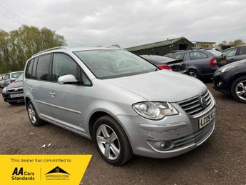 Volkswagen Touran SPORT TDI DSG 170