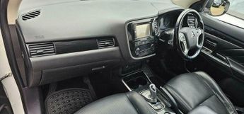 Mitsubishi Outlander 2.0h 12kWh GX3h+ CVT 4WD Euro 6 (s/s) 5dr