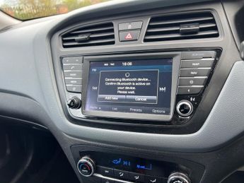 Hyundai I20 MPI PREMIUM NAV
