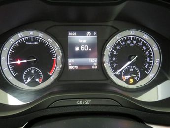 Skoda Karoq EDITION TDI SCR DSG