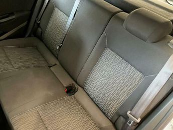 Vauxhall Astra 1.6 16v Exclusiv Euro 5 5dr