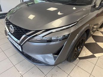 Nissan Qashqai DIG-T ACENTA PREMIUM DCT SAT NAV AUTO 22 PLATE