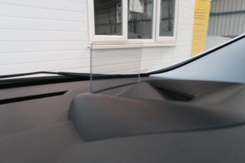 Peugeot 3008 HDI ROLAND GARROS 115