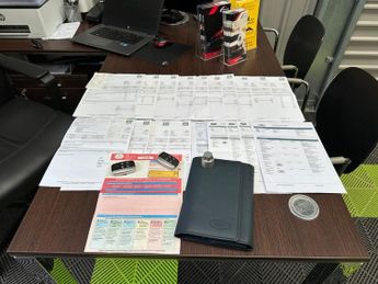 Land Rover Discovery 3.0 SD V6 SE Tech SUV 5dr Diesel Auto 4WD Euro 5 (s/s) (255 bhp)