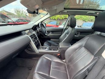 Land Rover Discovery Sport TD4 HSE