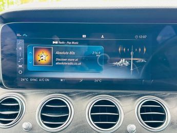 Mercedes E Class E 220 D 4MATIC AMG LINE