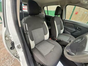 Dacia Sandero 0.9 TCe Ambiance Euro 5 5dr