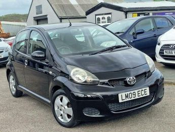 Toyota AYGO 1.0 VVT-i Black Euro 4 5dr (AC)