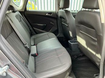 Vauxhall Astra 1.4 16v Active Euro 5 5dr