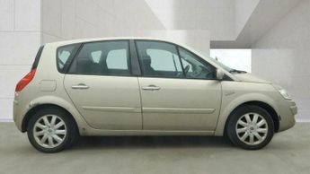 Renault Scenic 1.6 VVT Dynamique 5dr