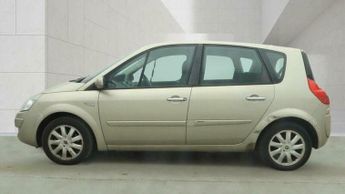 Renault Scenic 1.6 VVT Dynamique 5dr